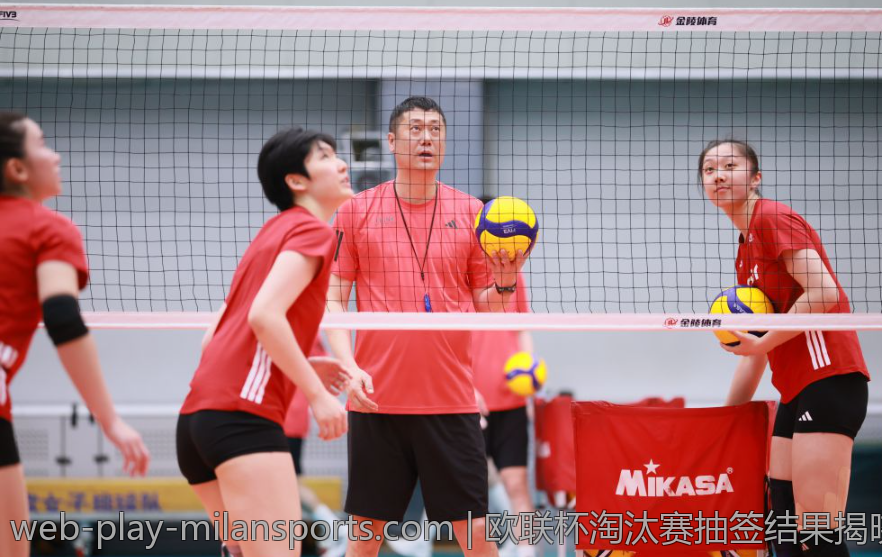 欧联杯淘汰赛抽签结果揭晓，强强对话预示激战